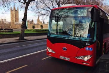 BYD-elektricke autobusy-na-cestach-Londyna