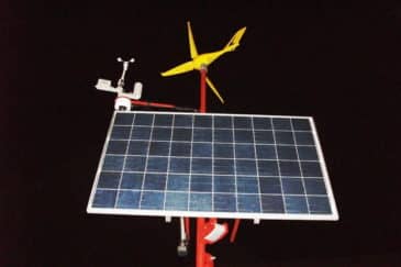 e-Slnecnica - inteligentný robot sa dobíja z obnoviteľných zdrojov energie